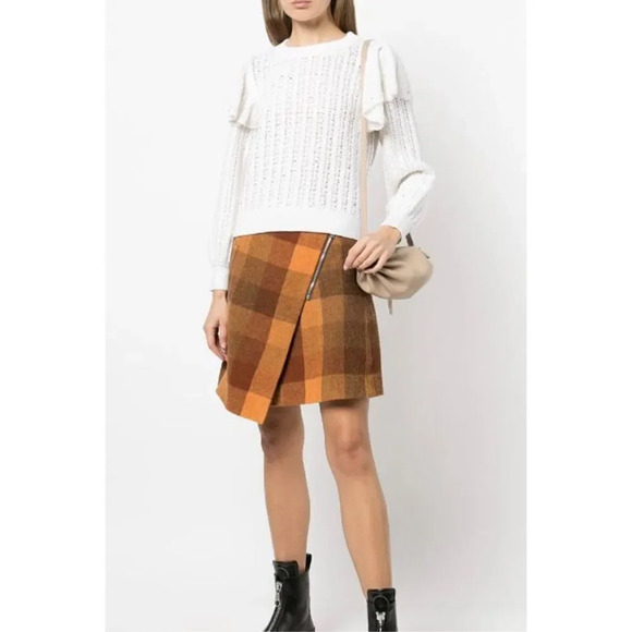 Alice & Olivia NWT Rosi Embellished Ruffle Cable-Knit Sweater size medium - Picture 10 of 10